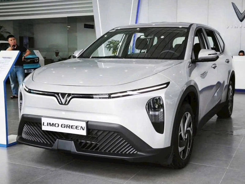Có 700 triệu nên mua VinFast nào