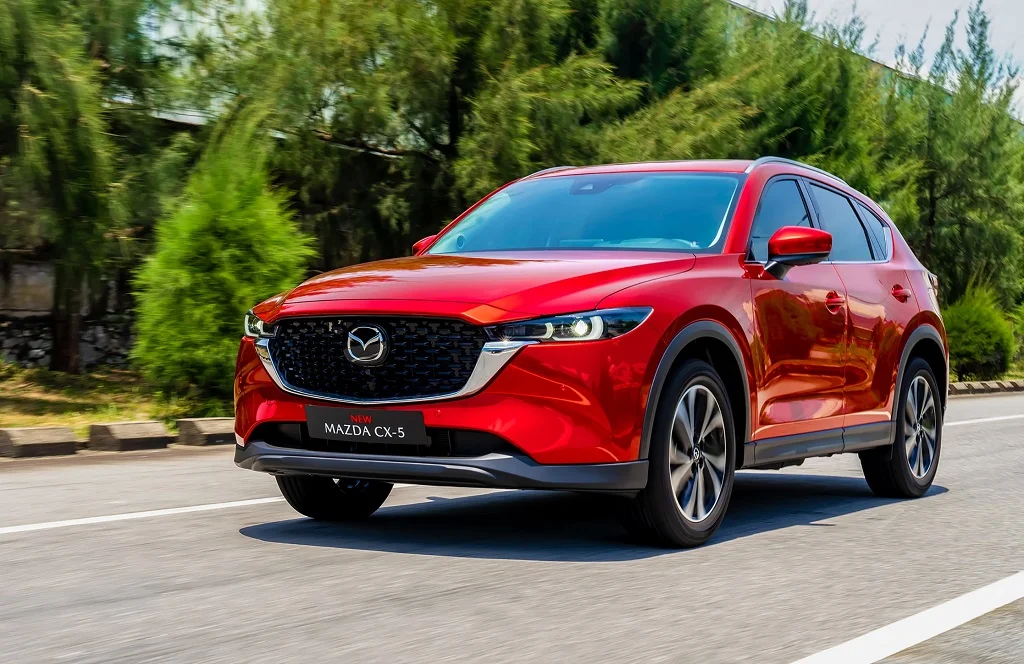VinFast VF 7 vs Mazda CX-5