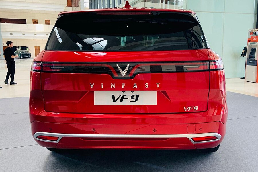 vinfast-vf9-do-7-ryibsw6-1